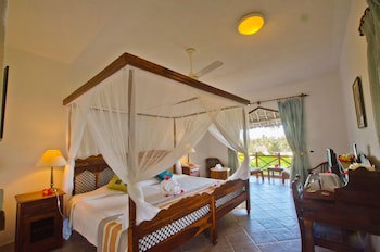 Bluebay Beach Resort And Spa