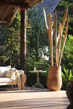 Bluebay Beach Resort And Spa