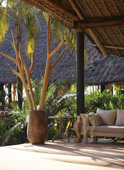 Bluebay Beach Resort And Spa