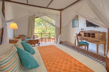 Bluebay Beach Resort And Spa