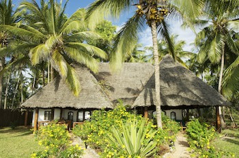 Bluebay Beach Resort And Spa