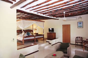 Bluebay Beach Resort And Spa