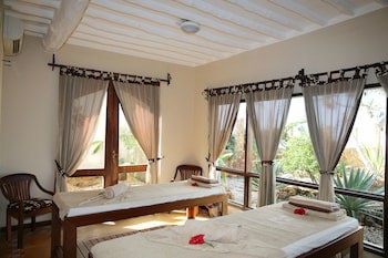 Bluebay Beach Resort And Spa