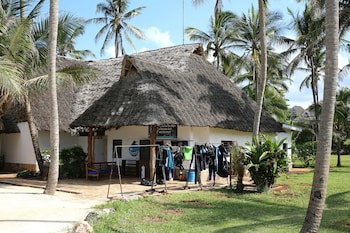 Bluebay Beach Resort And Spa