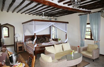 Bluebay Beach Resort And Spa