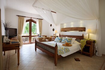 Bluebay Beach Resort And Spa