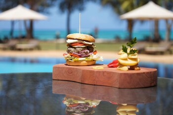 Bluebay Beach Resort And Spa