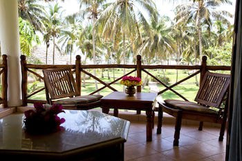 Bluebay Beach Resort And Spa