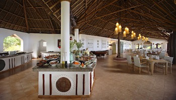 Bluebay Beach Resort And Spa