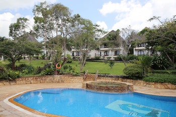 Bluebay Beach Resort And Spa