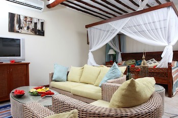 Bluebay Beach Resort And Spa