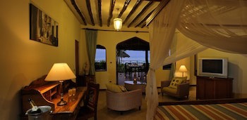 Bluebay Beach Resort And Spa