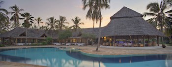 Bluebay Beach Resort And Spa