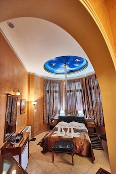 Exis Boutique Hotel