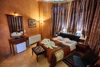 Exis Boutique Hotel