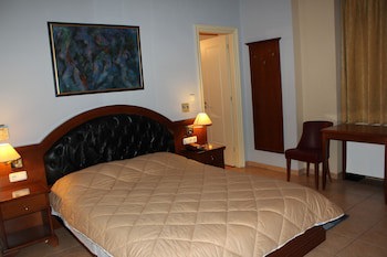 Exis Boutique Hotel