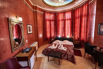 Exis Boutique Hotel