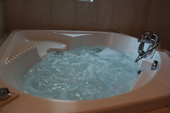Exis Boutique Hotel