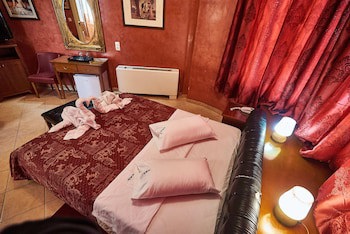 Exis Boutique Hotel