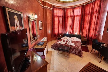 Exis Boutique Hotel