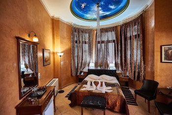 Exis Boutique Hotel