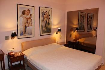 Exis Boutique Hotel