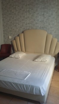 Exis Boutique Hotel