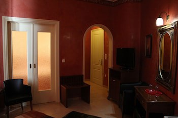 Exis Boutique Hotel
