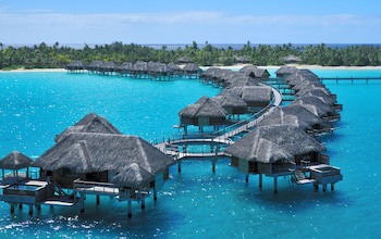 Four Seasons Resort Bora Bora