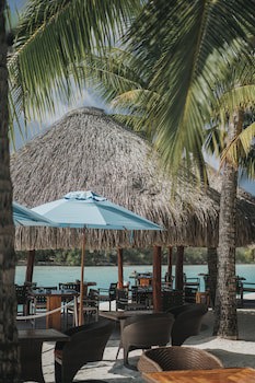 Four Seasons Resort Bora Bora