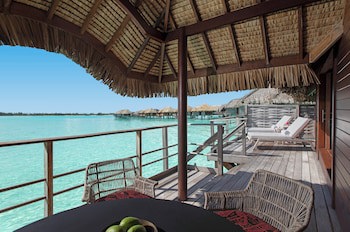 Four Seasons Resort Bora Bora