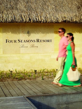 Four Seasons Resort Bora Bora