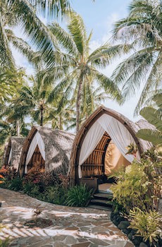 Four Seasons Resort Bora Bora