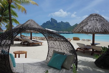 Four Seasons Resort Bora Bora