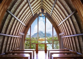 Four Seasons Resort Bora Bora