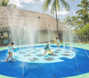 Four Seasons Resort Bora Bora