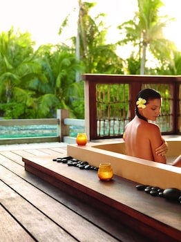 Four Seasons Resort Bora Bora