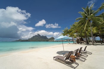 Four Seasons Resort Bora Bora