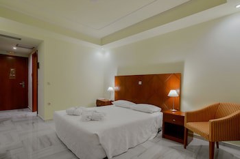 Nefeli Hotel