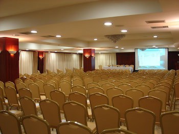 Nefeli Hotel