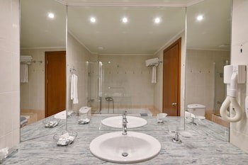 Nefeli Hotel