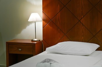Nefeli Hotel