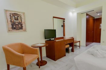 Nefeli Hotel