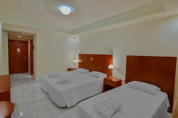 Nefeli Hotel