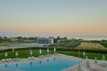 Nefeli Hotel