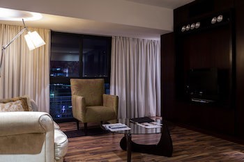 Colosseum Luxury Hotel