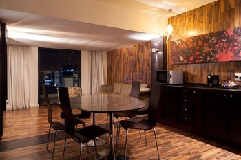 Colosseum Luxury Hotel