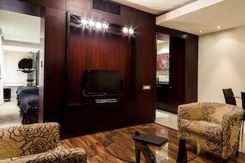 Colosseum Luxury Hotel