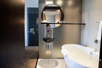 Colosseum Luxury Hotel