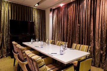 Colosseum Luxury Hotel